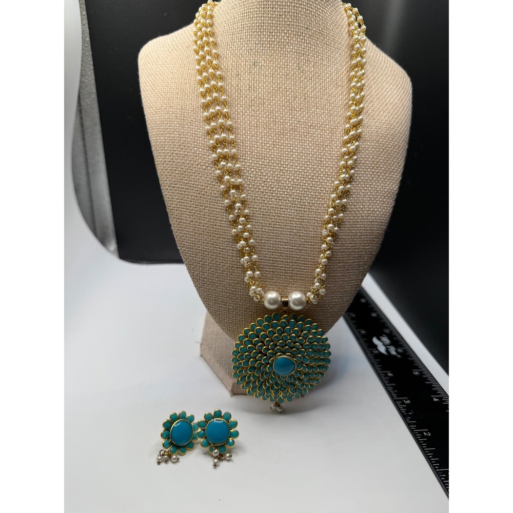 Vintage Style Turquoise Pearl Statement Necklace and Earring Set Gold Tone